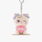 BLACKPINK - DEADLINETOUR ROSIE MAGNETIC PLUSH KEYRING