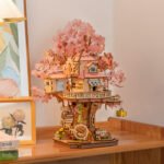 MAQUETA DE MADERA 3D ROLIFE SAKURA TREE HOUSE CON LUZ LED - Imagen 2